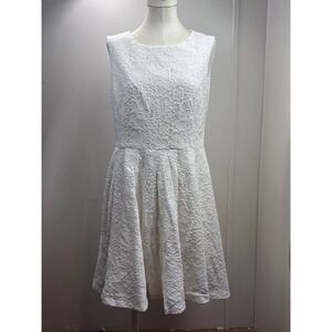 Jones New York White Floral Lace Dress Sleeveless‎ Round Neck Zip Back Size 14